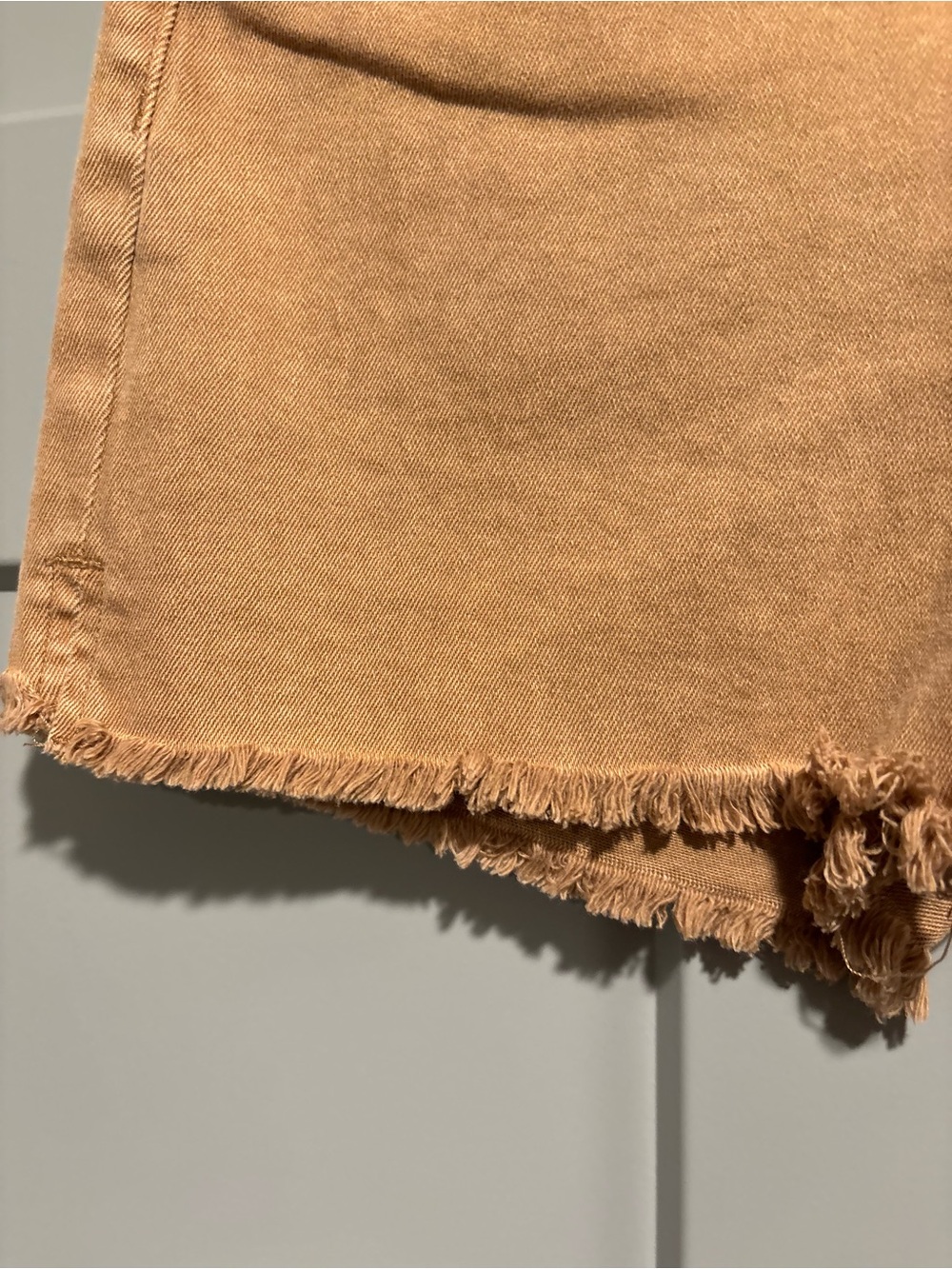 Zenana Outfitters Tan Frayed Hem Denim Shorts - Picture 3 of 6